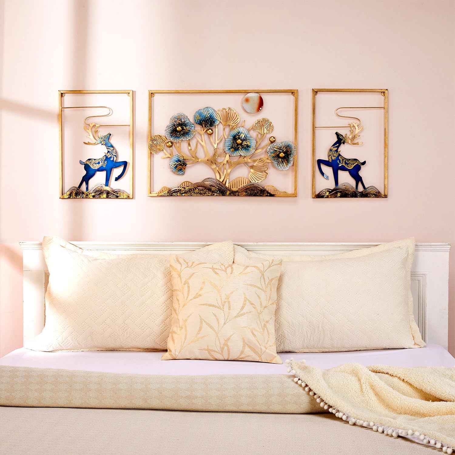 Amazon Brand - Solimo Leaves Metal Wall Decor | Elegant Nature-Inspired Iron Wall Hanging | Sturdy Iron | Wall Hanging | Wall Décor | Easy Installation | 37 x 25 cm Each | Set of 3