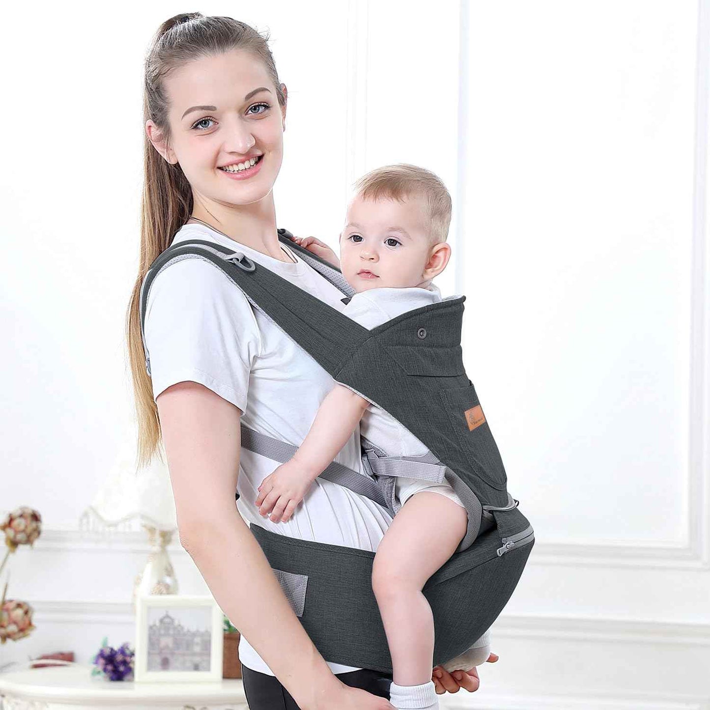 R for Rabbit Upsy Daisy Ergo Baby Carrier for New Born | 8 in 1 Hip Seat Front and Back Carry Position Adjustable Straps Kangaroo Bags for 4 to 36 Months Kids Upto 15 Kg (Dark Grey)